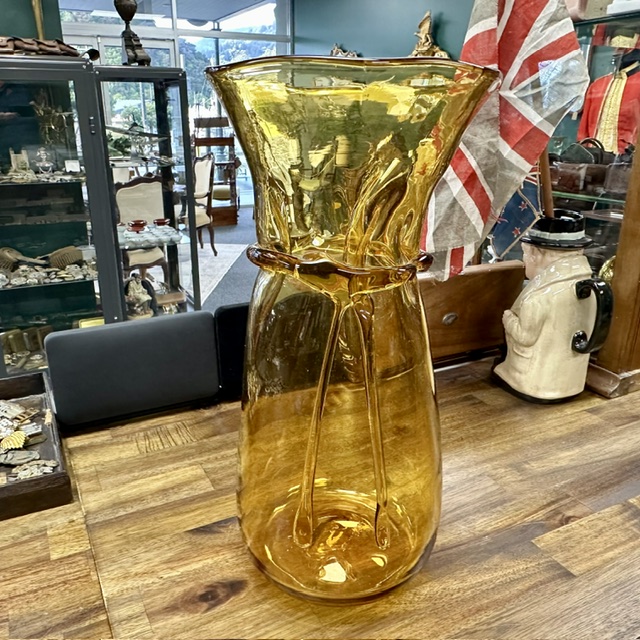 Large Art Glass Vase.jpeg_23492